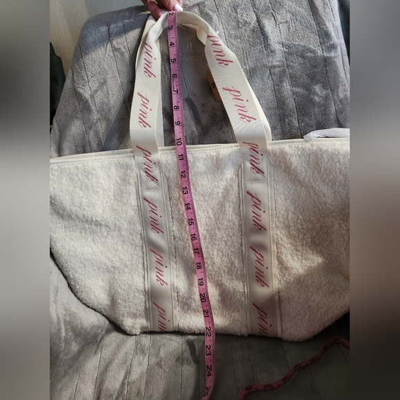 NWT Victoria’s Secret beige and pink plush tote bag - Picture 7 of 11